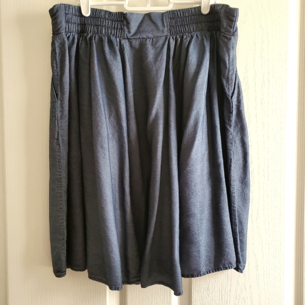 Torrid Mini Skater A-line Skirt Size 0X Chambray Denim Dark Wash with Pockets - Picture 4 of 8
